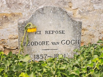 tombe de vincent van gogh et Biographie de Vincent VAN-GOGH